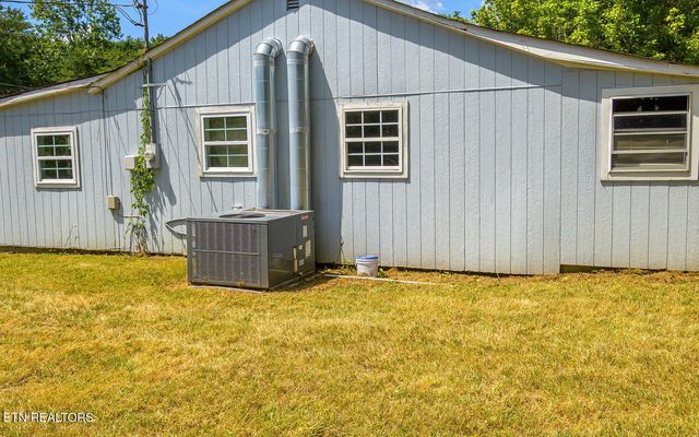 817 Big Creek Rd, Madisonville, TN 37354