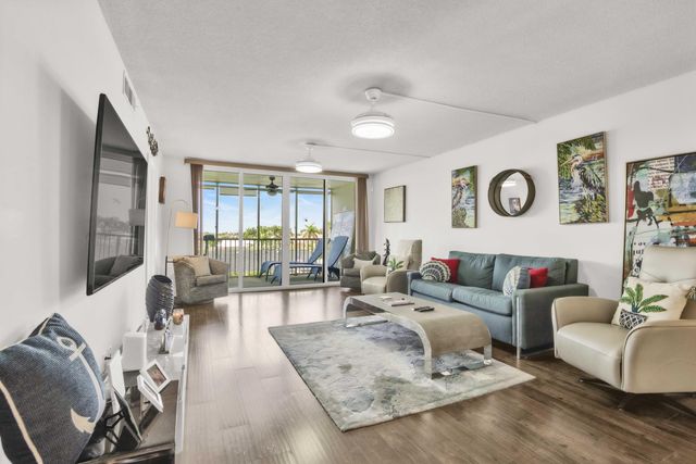 3000 NE 48TH Court 402, Lighthouse Point, FL 33064