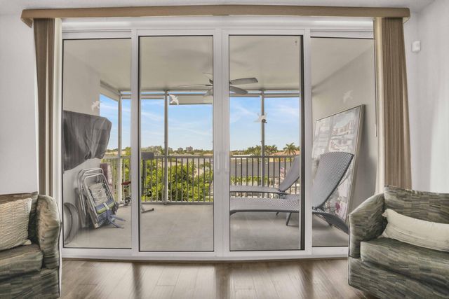 3000 NE 48TH Court 402, Lighthouse Point, FL 33064