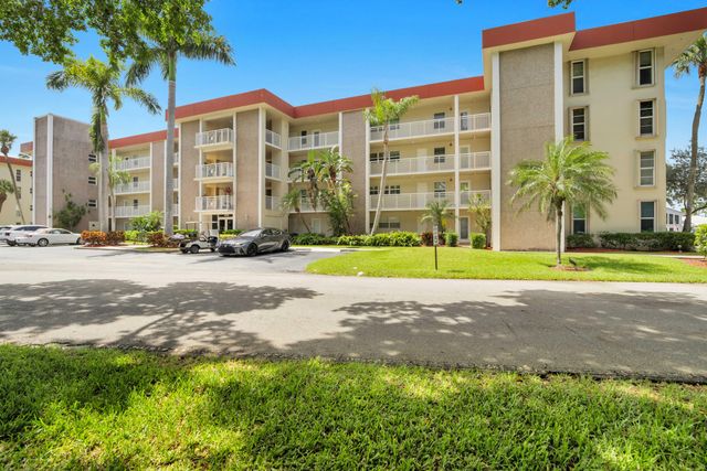 3000 NE 48TH Court 402, Lighthouse Point, FL 33064