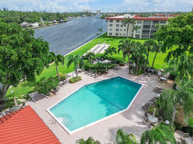 3000 NE 48TH Court 402, Lighthouse Point, FL 33064