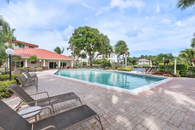 3000 NE 48TH Court 402, Lighthouse Point, FL 33064