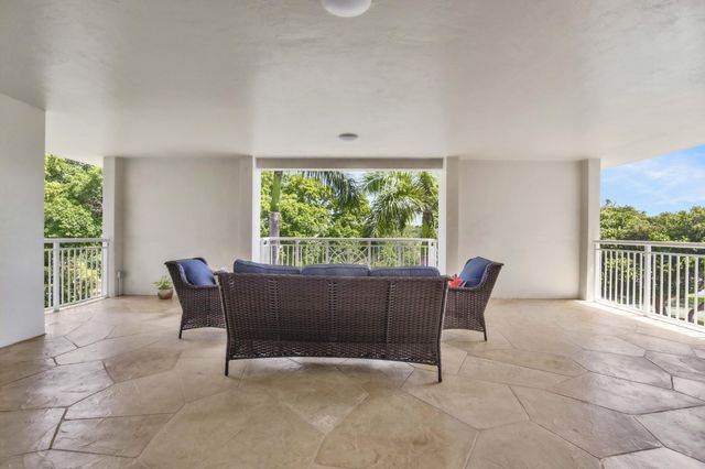 3000 NE 48TH Court 402, Lighthouse Point, FL 33064
