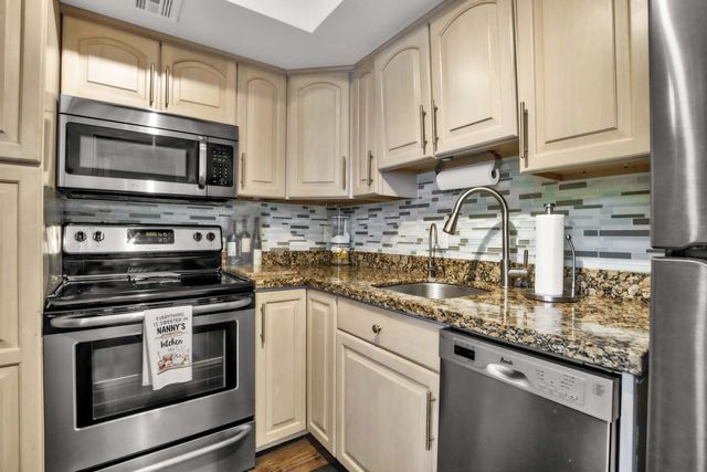 3000 NE 48TH Court 402, Lighthouse Point, FL 33064