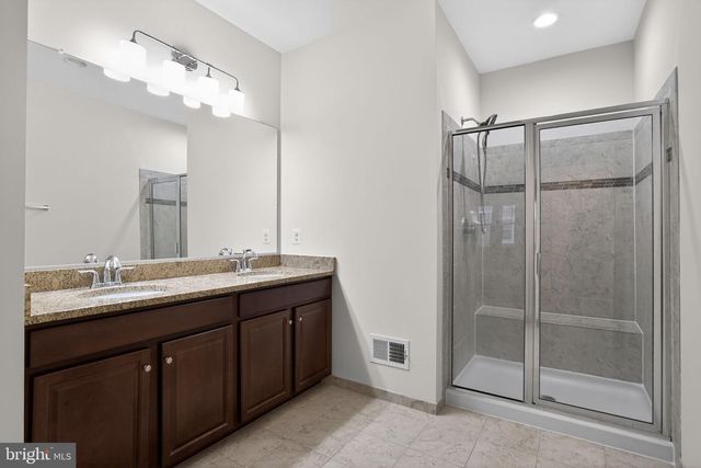 23550 KINGSDALE TER, Brambleton, VA 20148