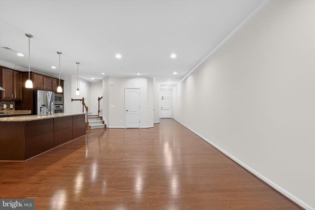 23550 KINGSDALE TER, Brambleton, VA 20148