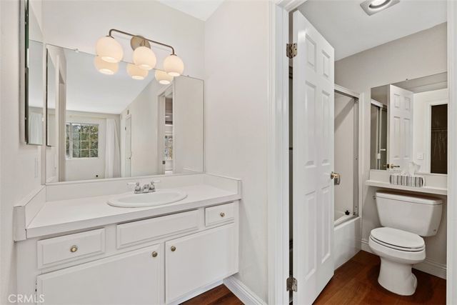 111 Greenfield, Irvine, CA 92614