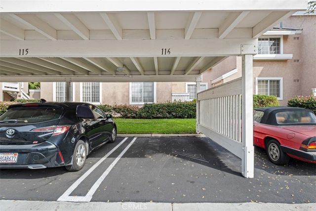 111 Greenfield, Irvine, CA 92614