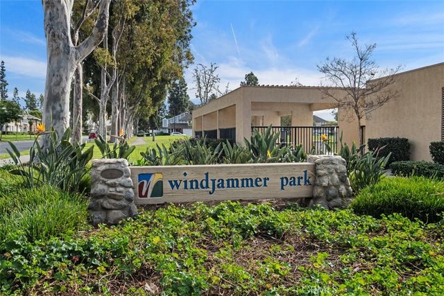 111 Greenfield, Irvine, CA 92614