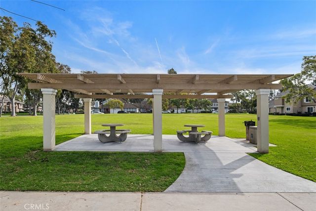 111 Greenfield, Irvine, CA 92614