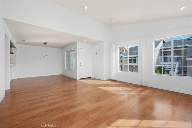 111 Greenfield, Irvine, CA 92614