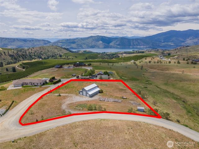 645 Chelan Trails Road, Chelan, WA 98816