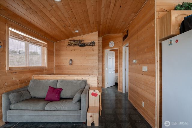 645 Chelan Trails Road, Chelan, WA 98816