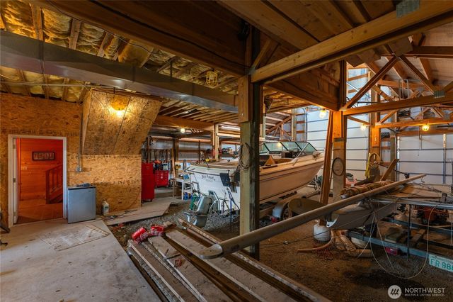 645 Chelan Trails Road, Chelan, WA 98816