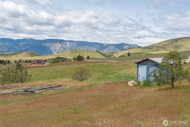 645 Chelan Trails Road, Chelan, WA 98816