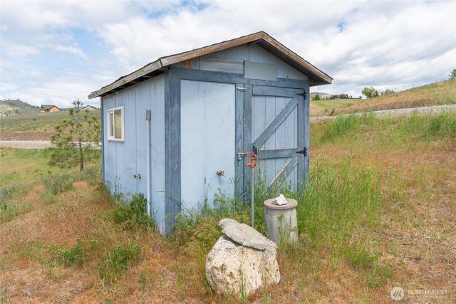 645 Chelan Trails Road, Chelan, WA 98816