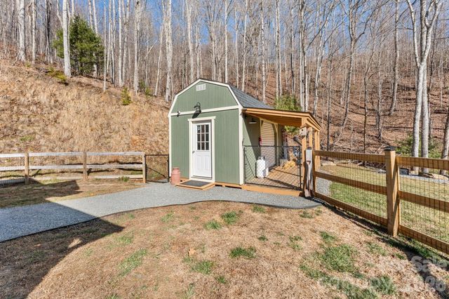 410 Moonlight Trail, Bryson City, NC 28713