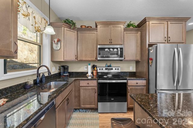 410 Moonlight Trail, Bryson City, NC 28713