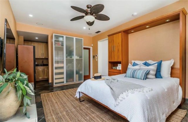 3316 Crest Drive, Manhattan Beach, CA 90266