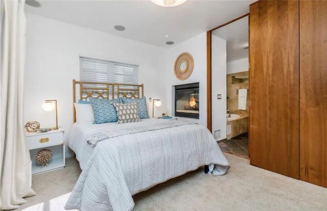 3316 Crest Drive, Manhattan Beach, CA 90266