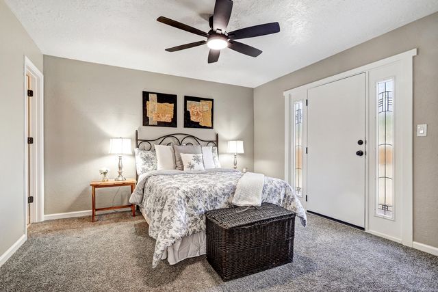 212 Jane Street NE, Albuquerque, NM 87123