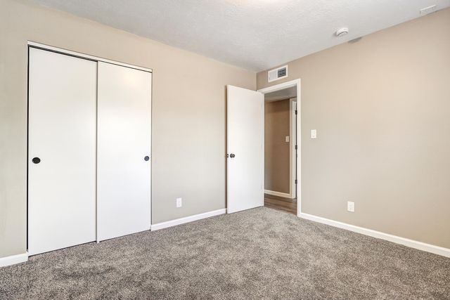212 Jane Street NE, Albuquerque, NM 87123