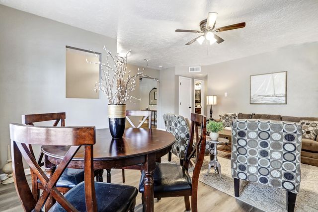 212 Jane Street NE, Albuquerque, NM 87123