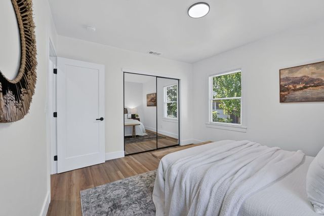 929 Swanston Dr, Sacramento, CA 95818