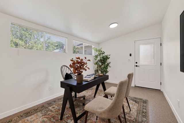 929 Swanston Dr, Sacramento, CA 95818