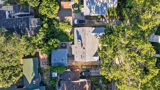 929 Swanston Dr, Sacramento, CA 95818