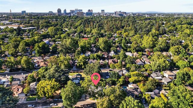 929 Swanston Dr, Sacramento, CA 95818