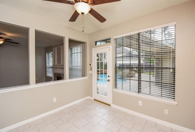 27 W Rumplecreek Place, Spring, TX 77381
