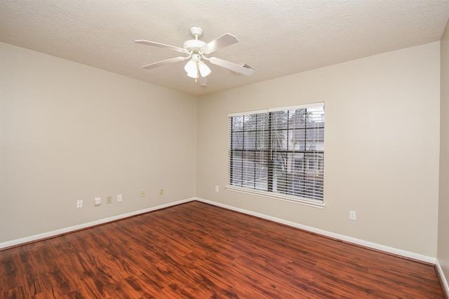 27 W Rumplecreek Place, Spring, TX 77381
