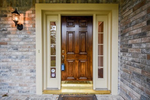 27 W Rumplecreek Place, Spring, TX 77381
