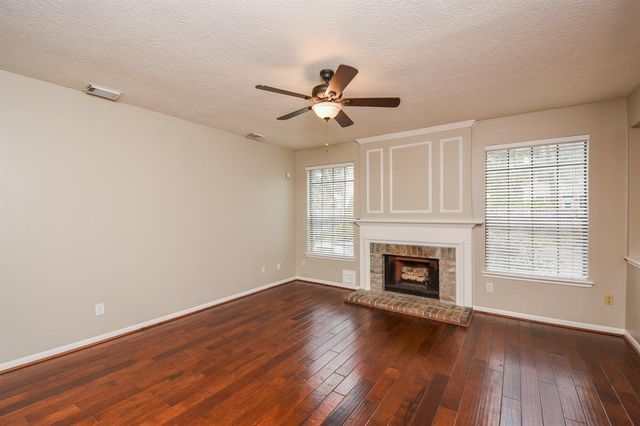 27 W Rumplecreek Place, Spring, TX 77381