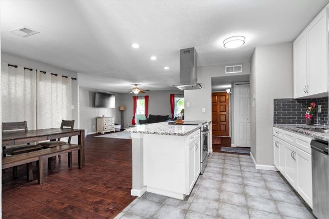 4933 N Colony Boulevard, The Colony, TX 75056