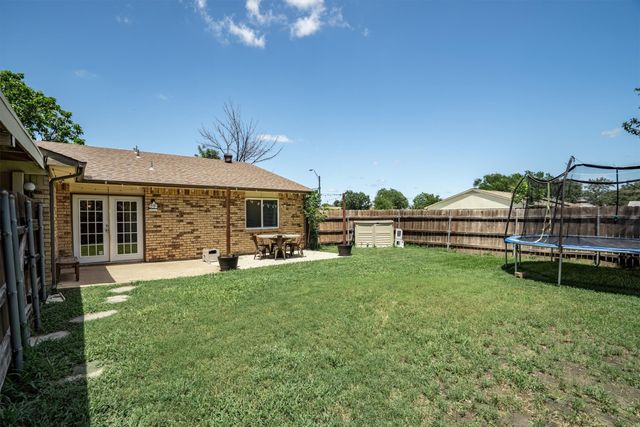4933 N Colony Boulevard, The Colony, TX 75056