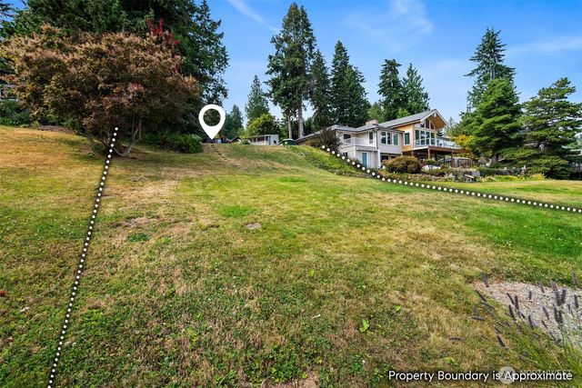 17274 Angeline Avenue South NE, Suquamish, WA 98392