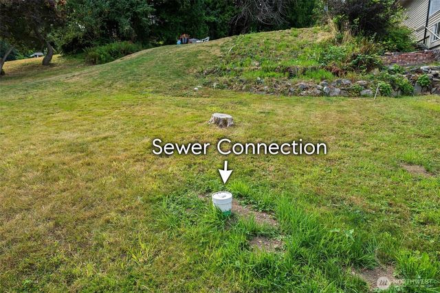 17274 Angeline Avenue South NE, Suquamish, WA 98392