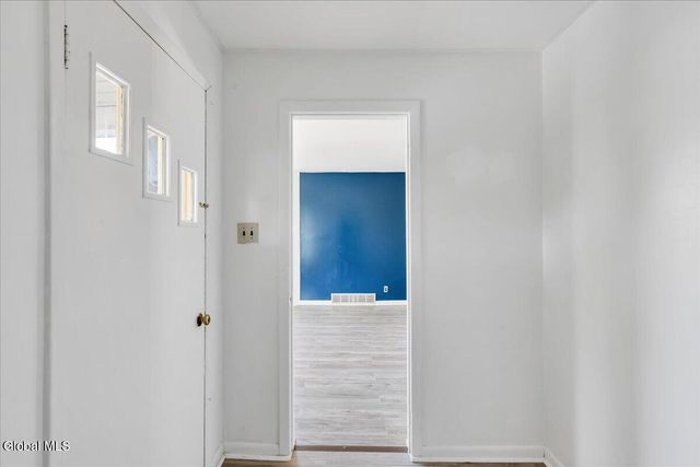 1831 Eastern Parkway, Schenectady, NY 12309