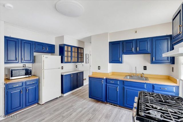 1831 Eastern Parkway, Schenectady, NY 12309