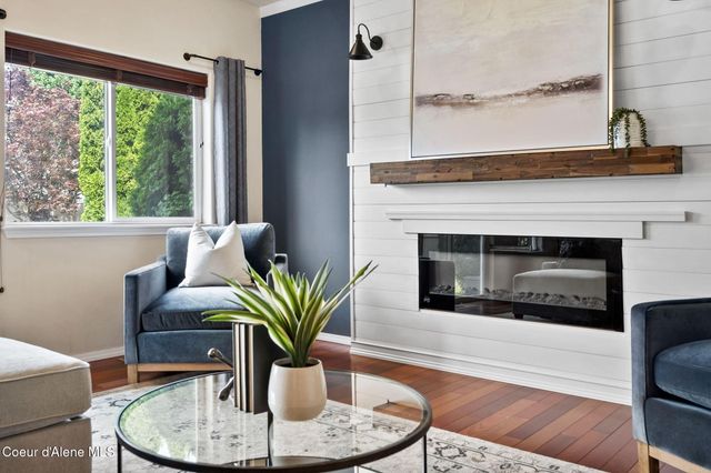 2547 W Blackberry LOOP, Hayden, ID 83835