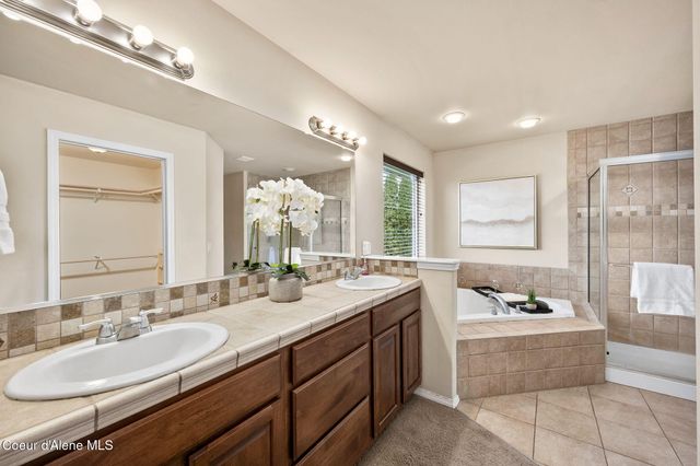 2547 W Blackberry LOOP, Hayden, ID 83835