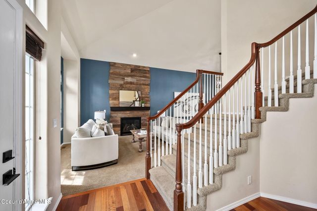 2547 W Blackberry LOOP, Hayden, ID 83835