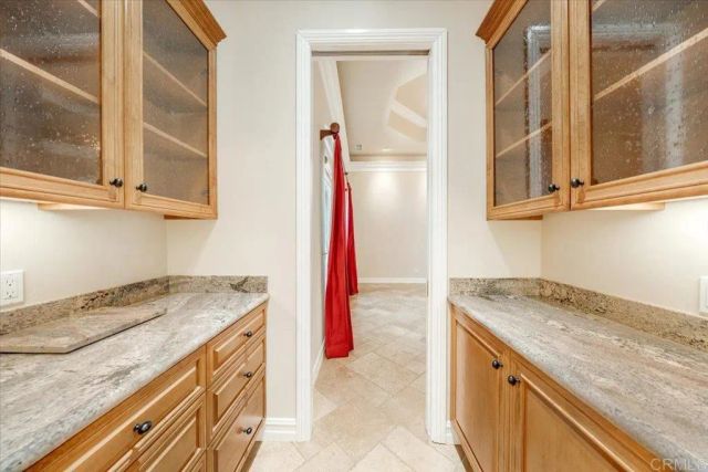 14106 Summit Crest, Escondido, CA 92025