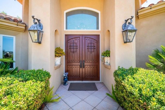14106 Summit Crest, Escondido, CA 92025