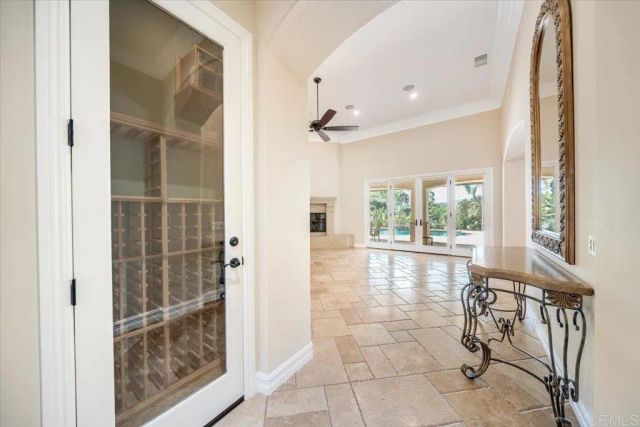14106 Summit Crest, Escondido, CA 92025