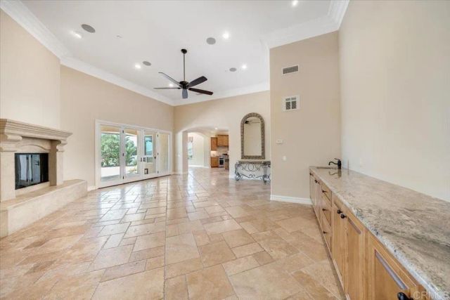 14106 Summit Crest, Escondido, CA 92025