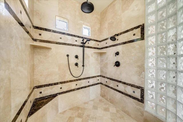 14106 Summit Crest, Escondido, CA 92025