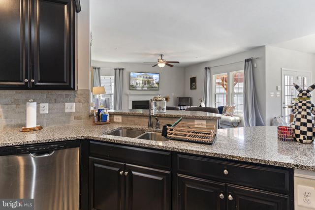 5271 BLUE CRAB LN, Waldorf, MD 20602